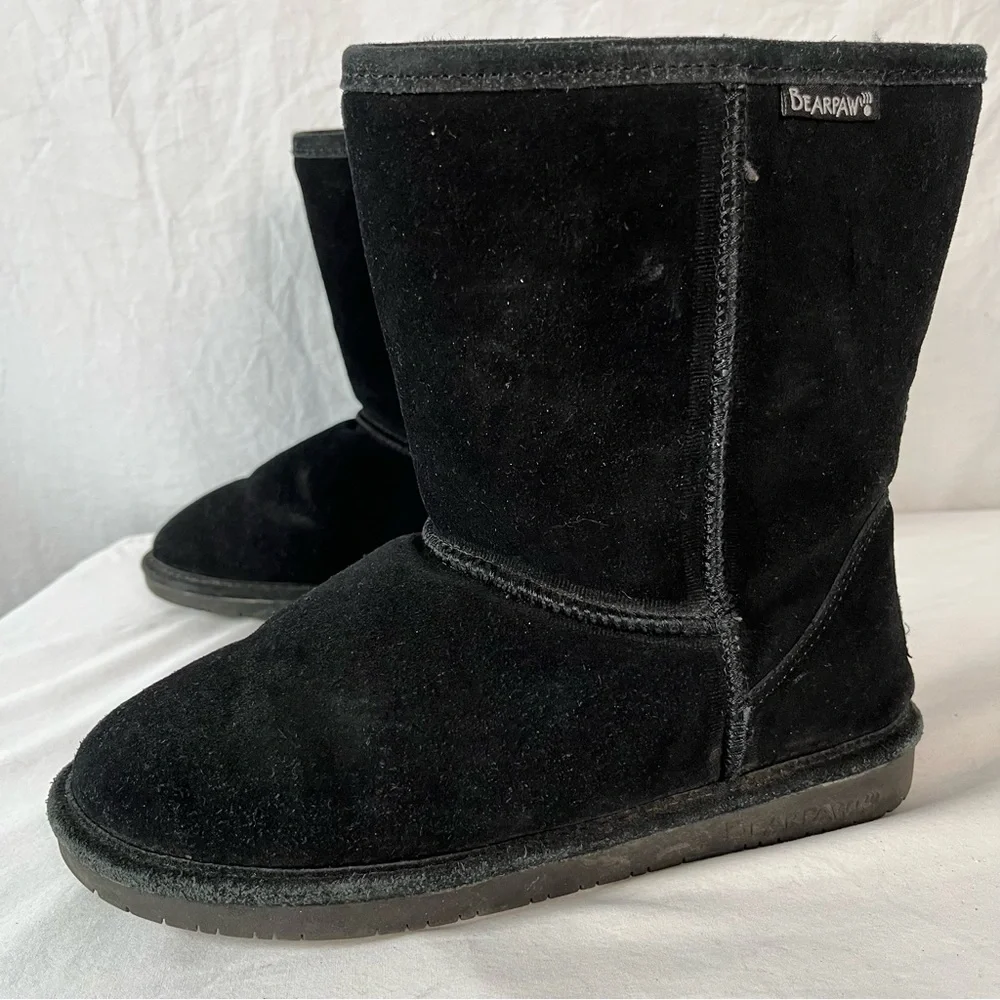 Bearpaw Emma Short Suede Upper Sheepskin Wool Lining Winter Boots Sz 9 Black